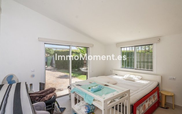 Reventa - Villa independiente - Marbella - Elviria