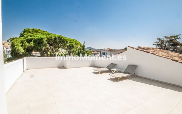 Reventa - Villa independiente - Marbella - Elviria