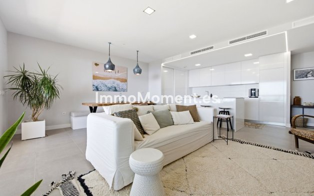 Resale - Apartment - Benalmadena - Benalmadena Centro
