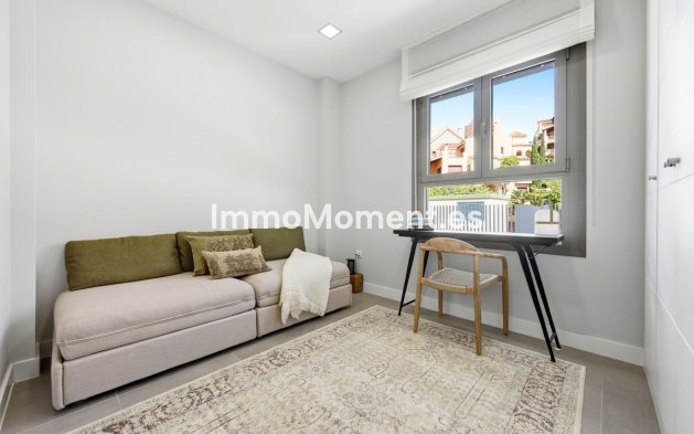 Resale - Apartment - Benalmadena - Benalmadena Centro
