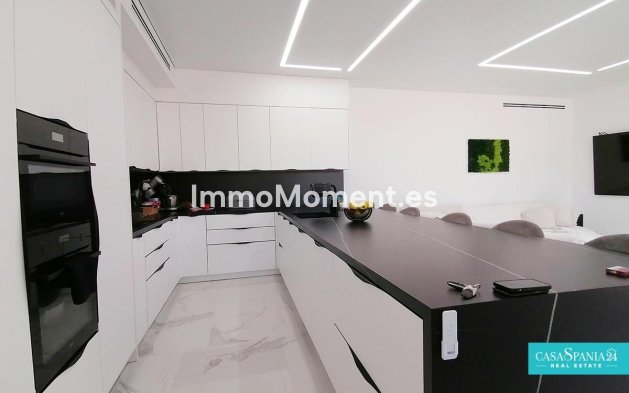 Resale - Detached villa - Benidorm - Benidorm Centro