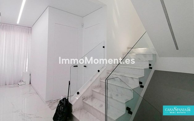 Resale - Detached villa - Benidorm - Benidorm Centro