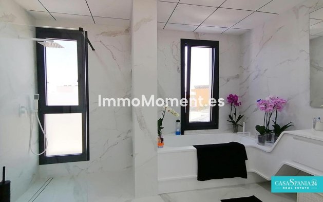 Resale - Detached villa - Benidorm - Benidorm Centro