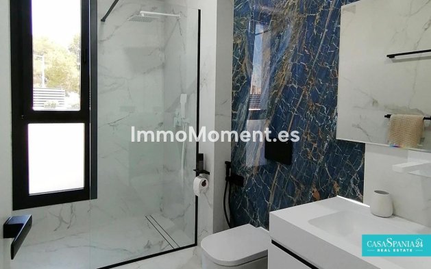 Resale - Detached villa - Benidorm - Benidorm Centro