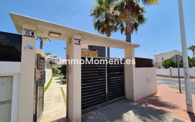Resale - Detached villa - Torrevieja - Torrevieja Centro