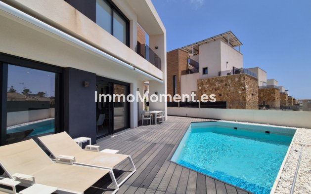Resale - Detached villa - Torrevieja - Torrevieja Centro