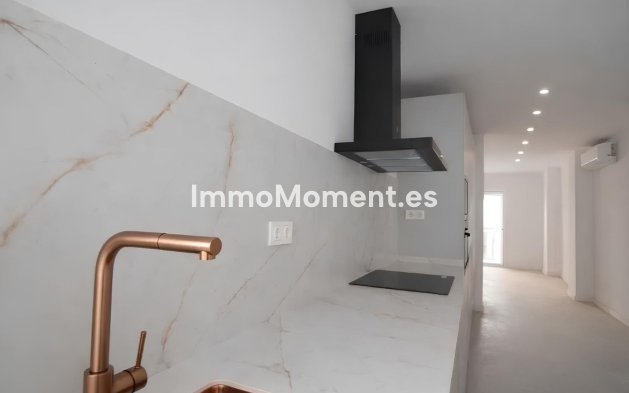 Resale - Apartment - Fuengirola - Fuengirola Centro