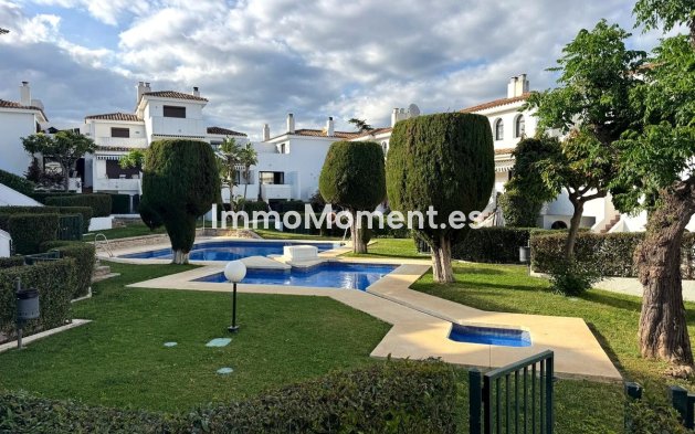 Wiederverkauf - Reihenhaus - Estepona  - New Golden Mile