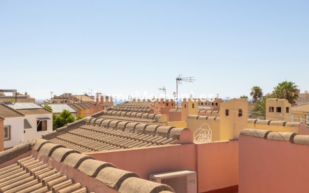 Resale - Townhouse - Torrevieja - Torrevieja Centro