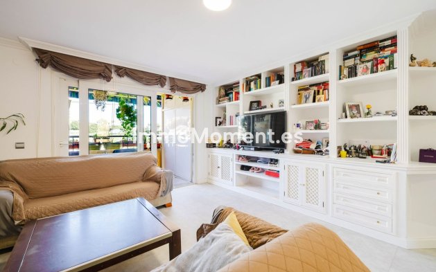 Reventa - Apartamento - Benalmadena - Benalmadena Centro