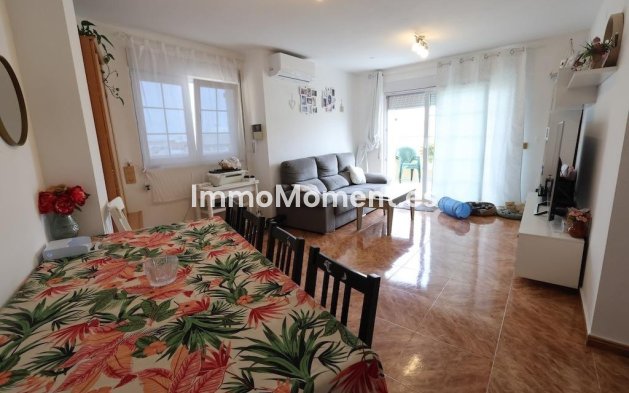 Resale - Apartment - Torrevieja - Torrevieja Centro