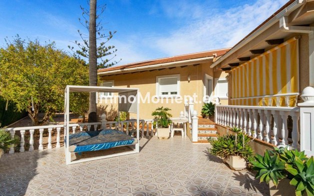 Resale - Detached villa - Orihuela - Cabo Roig