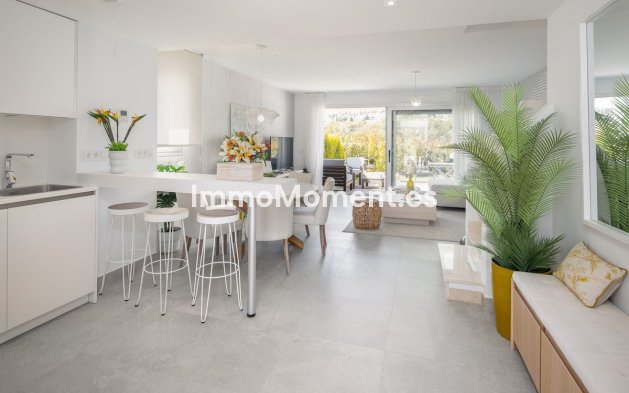 Resale - Townhouse - Estepona - Estepona Centro