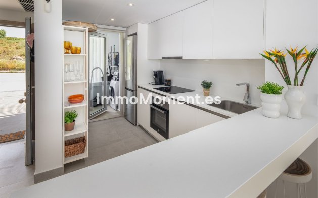 Resale - Townhouse - Estepona - Estepona Centro