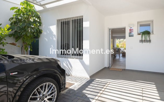 Resale - Townhouse - Estepona - Estepona Centro