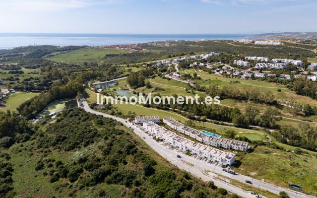 Resale - Townhouse - Estepona - Estepona Centro