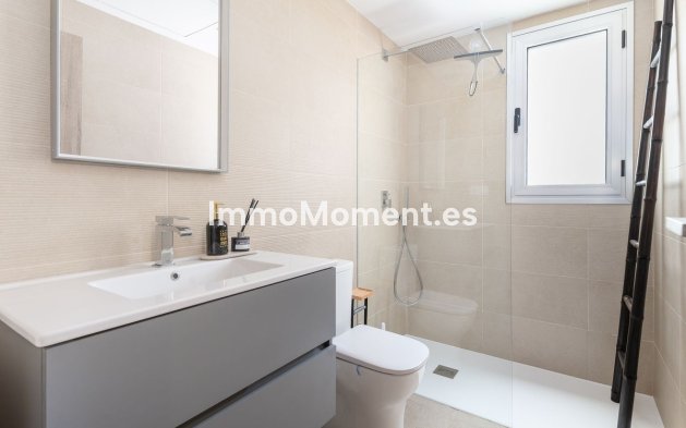 Resale - Townhouse - Estepona - Estepona Centro