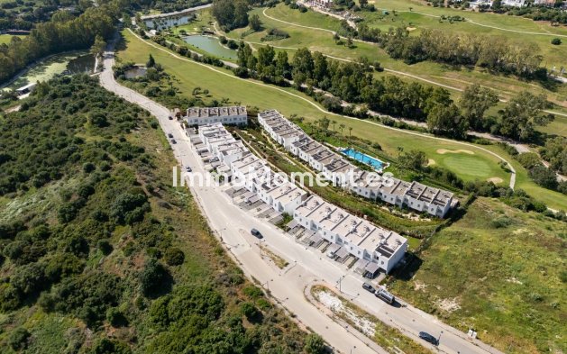 Resale - Townhouse - Estepona - Estepona Centro