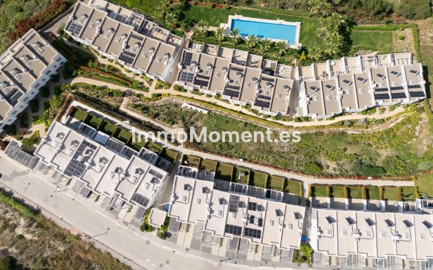 Resale - Townhouse - Estepona - Estepona Centro