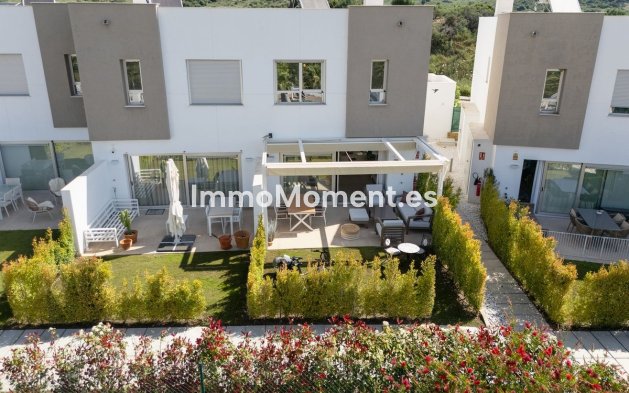 Resale - Townhouse - Estepona - Estepona Centro