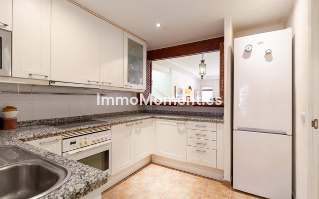 Reventa - Apartamento - Estepona  - Estepona Centro