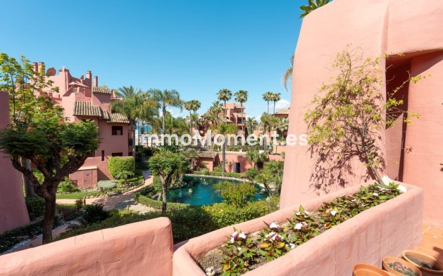 Reventa - Apartamento - Estepona  - Estepona Centro