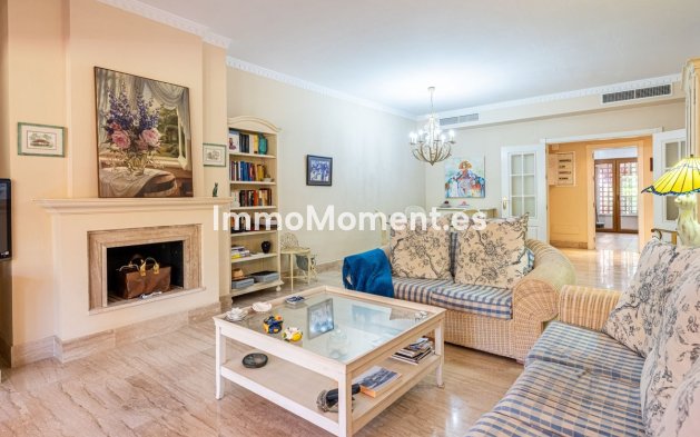 Wiederverkauf - Wohnung - Marbella - Guadalmina Baja