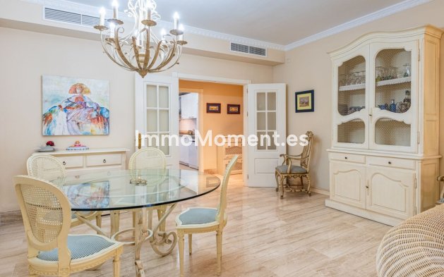 Wiederverkauf - Wohnung - Marbella - Guadalmina Baja
