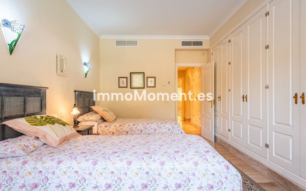 Wiederverkauf - Wohnung - Marbella - Guadalmina Baja