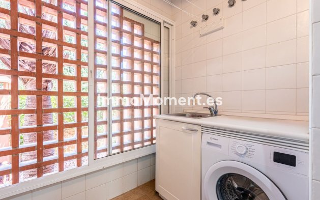 Wiederverkauf - Wohnung - Marbella - Guadalmina Baja