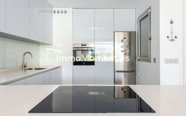 Reventa - Apartamento - Estepona  - Bel Air