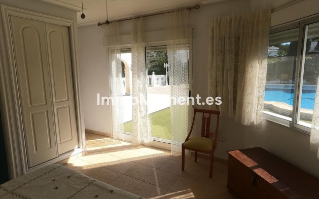 Resale - Detached villa - Algorfa - Algorfa Centro