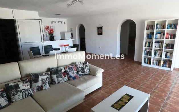 Resale - Detached villa - Algorfa - Algorfa Centro