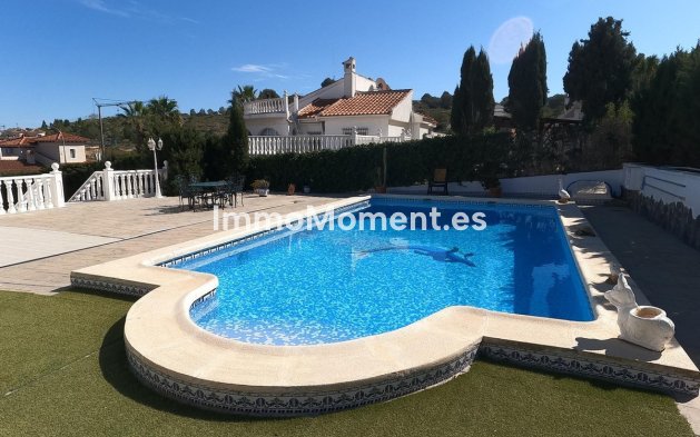 Resale - Detached villa - Algorfa - Algorfa Centro
