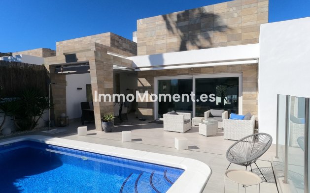 Resale - Detached villa - Algorfa - Algorfa Centro