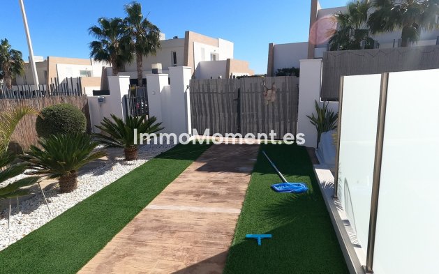 Resale - Detached villa - Algorfa - Algorfa Centro
