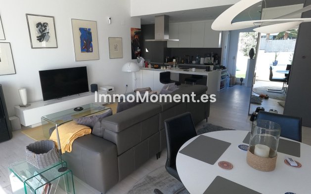 Resale - Detached villa - Algorfa - Algorfa Centro