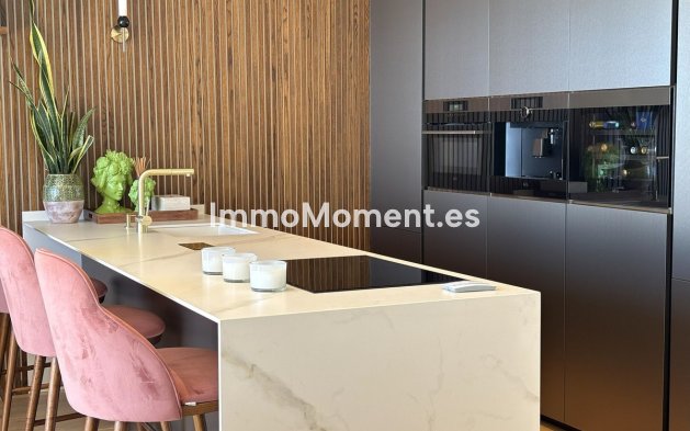 Resale - Apartment - Benalmadena - Benalmadena Centro
