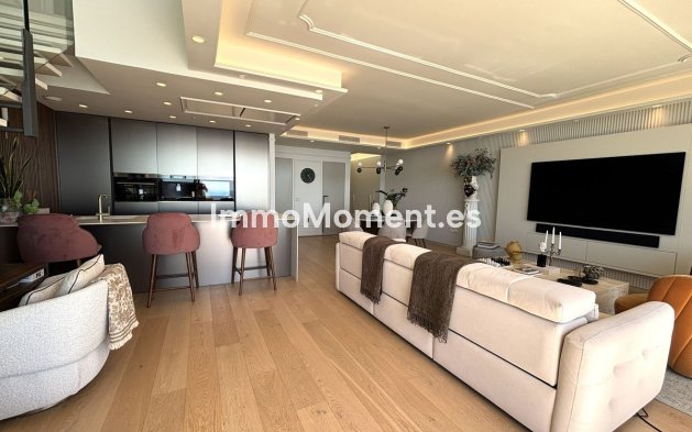 Resale - Apartment - Benalmadena - Benalmadena Centro