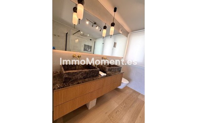 Resale - Apartment - Benalmadena - Benalmadena Centro