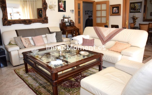 Wiederverkauf - Freistehende Villa - Marbella - Santa Clara