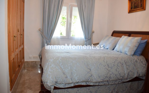 Wiederverkauf - Freistehende Villa - Marbella - Santa Clara