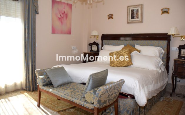 Wiederverkauf - Freistehende Villa - Marbella - Santa Clara