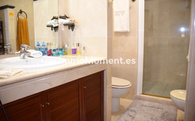 Wiederverkauf - Freistehende Villa - Marbella - Santa Clara