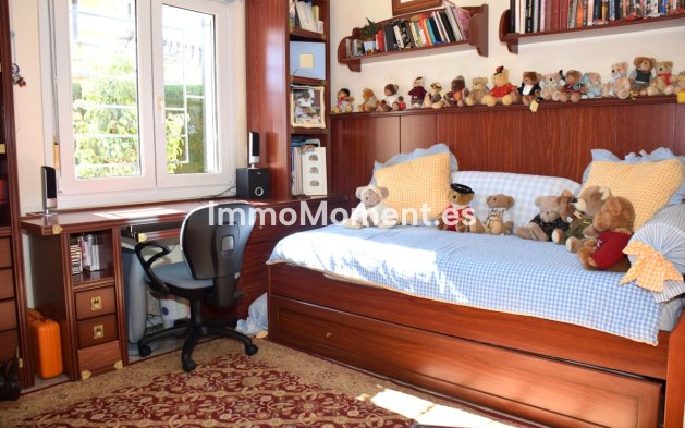 Wiederverkauf - Freistehende Villa - Marbella - Santa Clara