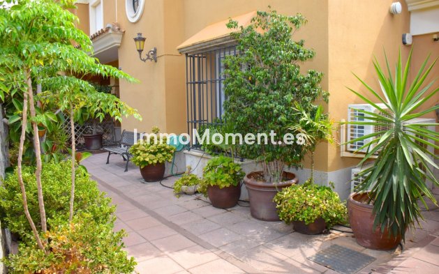 Wiederverkauf - Freistehende Villa - Marbella - Santa Clara