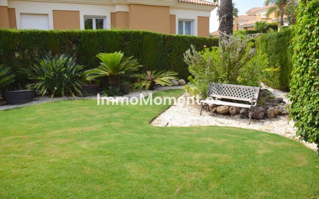 Wiederverkauf - Freistehende Villa - Marbella - Santa Clara