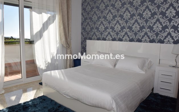 Wiederverkauf - Freistehende Villa - Marbella - Santa Clara