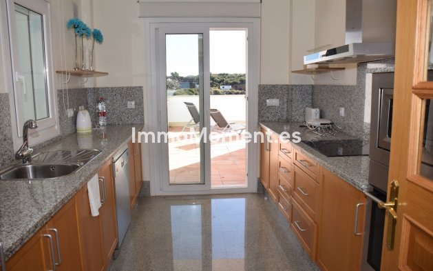 Wiederverkauf - Freistehende Villa - Marbella - Santa Clara