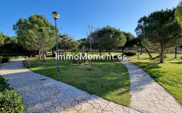 Wiederverkauf - Freistehende Villa - Marbella - Santa Clara